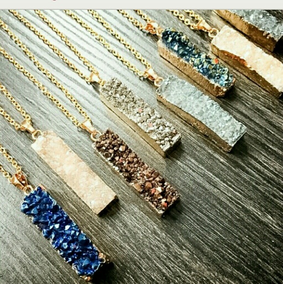 5⭐ ONLY 1 left! - Picture 2 of 4