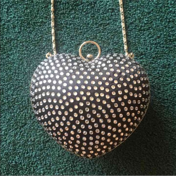 Heart shaped purse/clutch - Picture 1 of 3