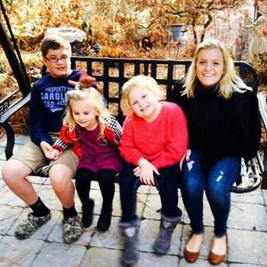 Meet your Posher, Emily