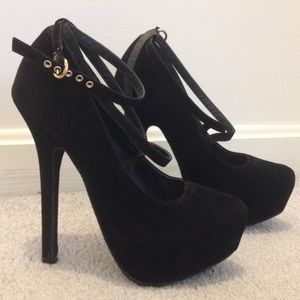 Black heels