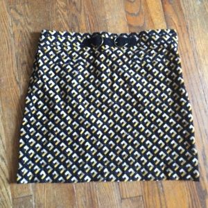 Patterned pencil skirt