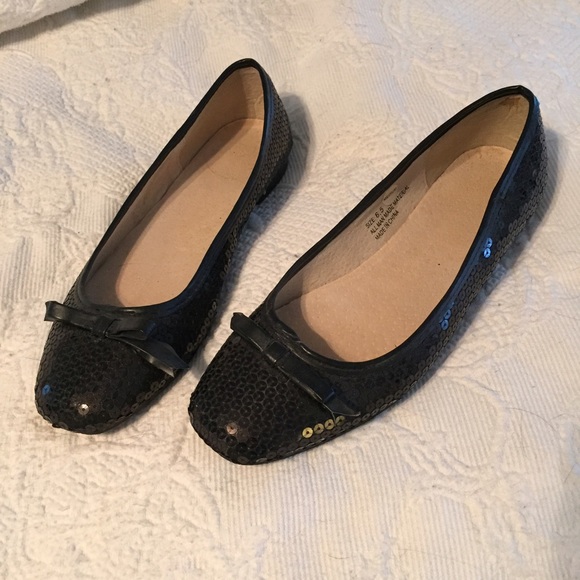 SALE!!! Black sequin flats