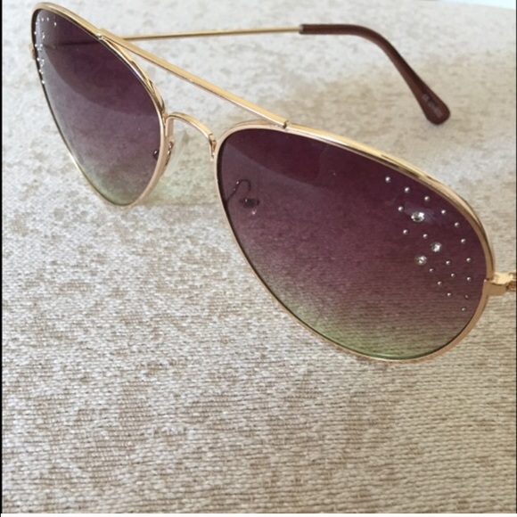 ๐ Blue OR Maroon Rhinestone Accented Aviators - Picture 2 of 4