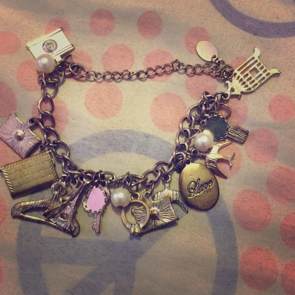Charm bracelet