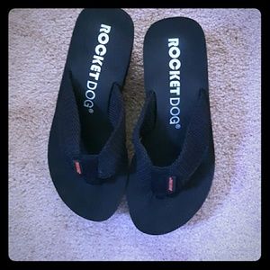 Black rocket dog sandals size 9