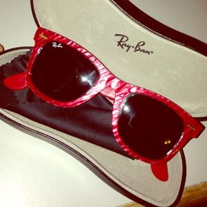 Polarized Ray-Ban Wayfarers • $99