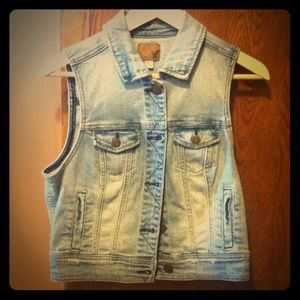 Jean vest
