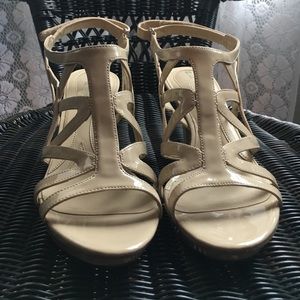 Naturalizer Patent Heels