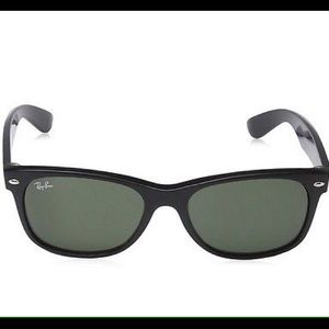 Ray Ban New Wayfarer Non-Polarized sunglasses