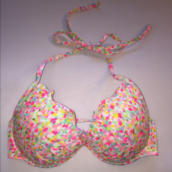 Victoria Secrets bikini top - Picture 1 of 3