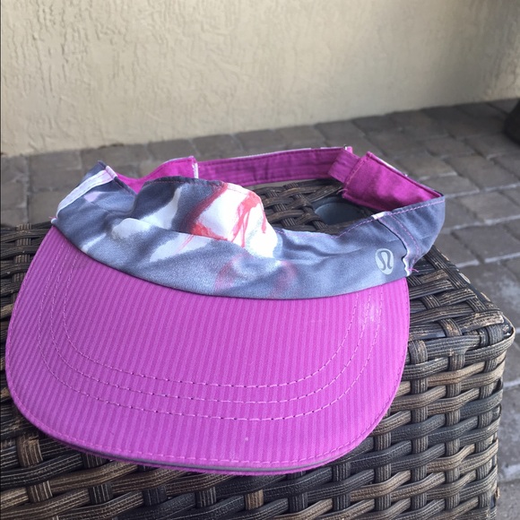 lululemon visor