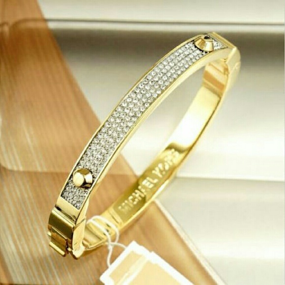 *SOLD*HAEL KORS Astor Crystal Pave Bangle Bracelet - Picture 1 of 4