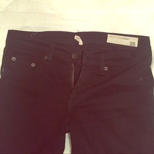 Black skinnies