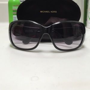 Like new Michael Kors sunglasses!