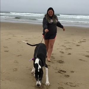 Meet your Posher, Alyssa