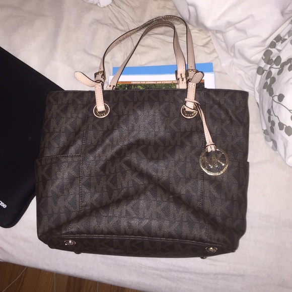 Michael Kors purse