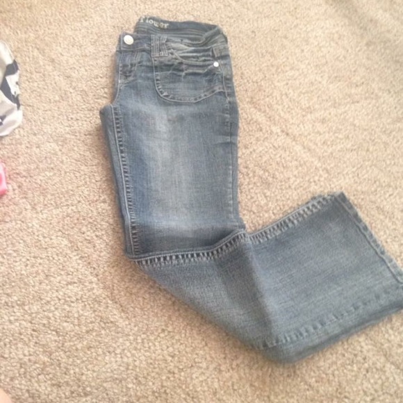 Boot Cut Jeans - Picture 2 of 3