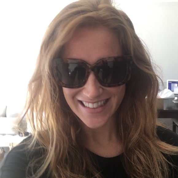 BN Michael Kors Polynesia Polarized Sunglasses - Picture 4 of 4