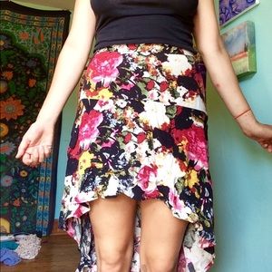 Floral flowy skirt