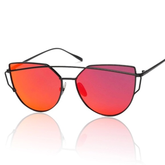 🆕Pink/Orange Mirrored Sunglasses - Picture 3 of 3