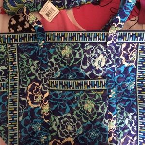Vera Bradley get carried away tote