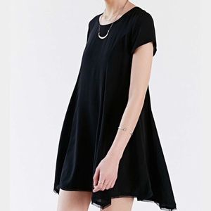 URBAN OUTFITTERS black t shirt dress