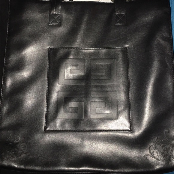 Parfums Givenchy bag - Picture 2 of 2
