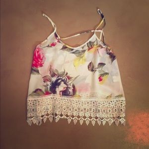 Super cute floral top