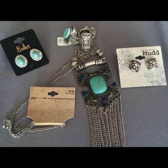 Package Jewelry.