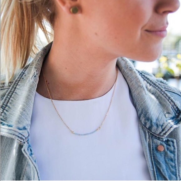 FLASH SALE! Reece Necklace- Silver - Picture 2 of 3