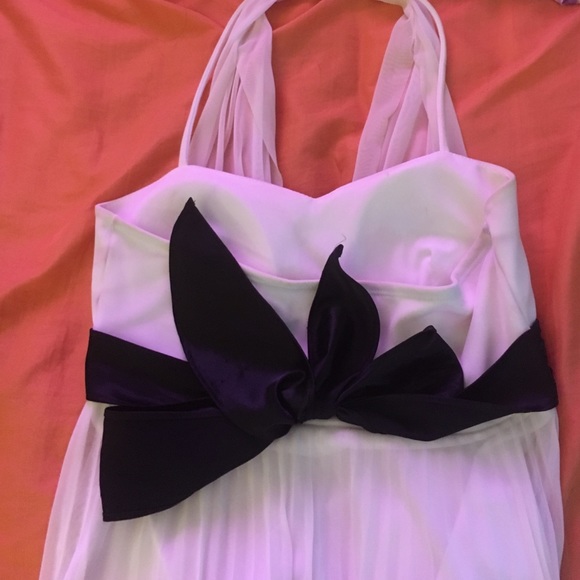 Formal dress - Picture 3 of 4