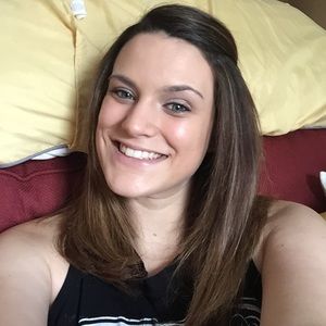 Meet your Posher, Pamela