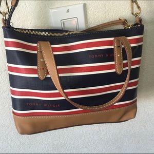 tommy hilfiger bag