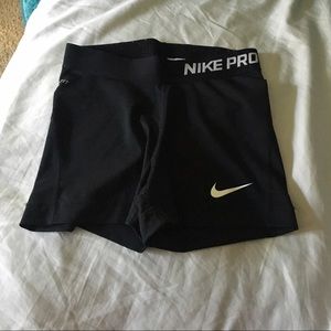 Black nike pros