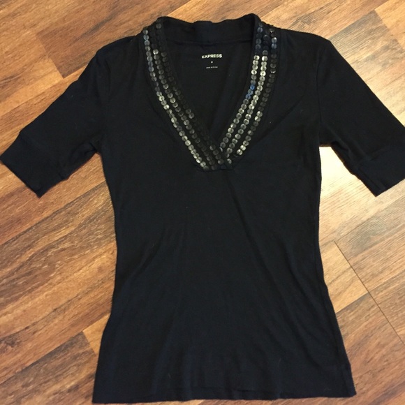 Express v-neck 3/4 sleeve shirt