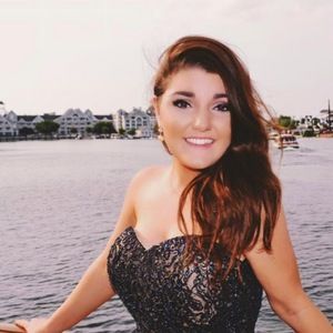 Meet your Posher, Julia