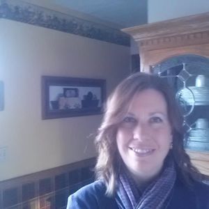 Meet your Posher, April