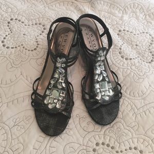 Grey metallic wedges with crystals