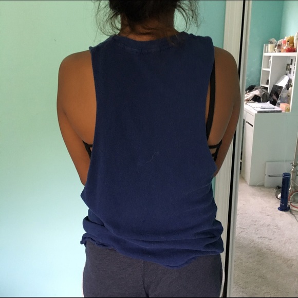 BRANDY MELVILLE MUSCLE TEE - Picture 3 of 3