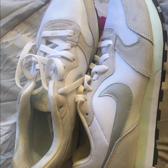 Nike low top