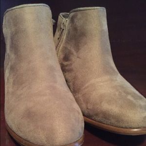 Brown ankle boots