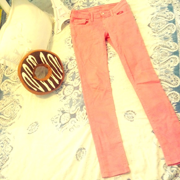 Pink pair of vans size 12 jeans💕