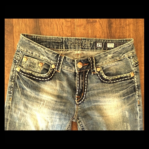 Authentic Miss Me Jeans size 29
