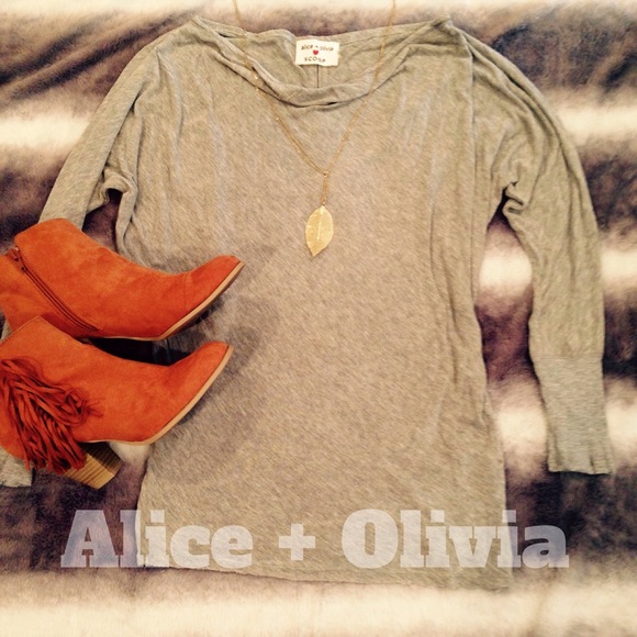 Alice + Olivia  XS top