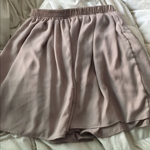 Brandy Melville pale pink skirt