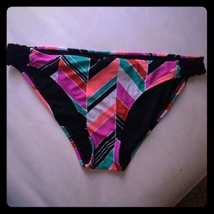 Beautiful multicolored print bikini bottoms!!