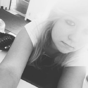 Meet your Posher, Kiley