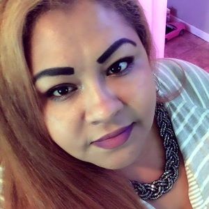 Meet your Posher, Jasmin