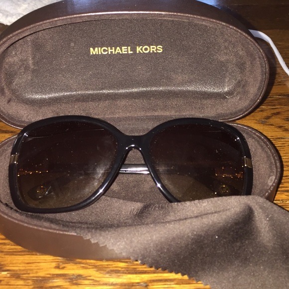 MICHAEL KORS SUNGLASSES! So cute, very new!?? main image 4