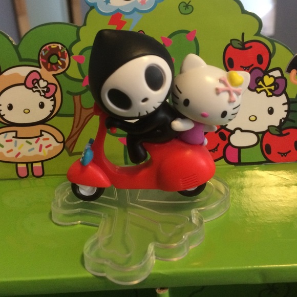 Hello Kitty X Tokidoki Hong Kong Exclusive 2011